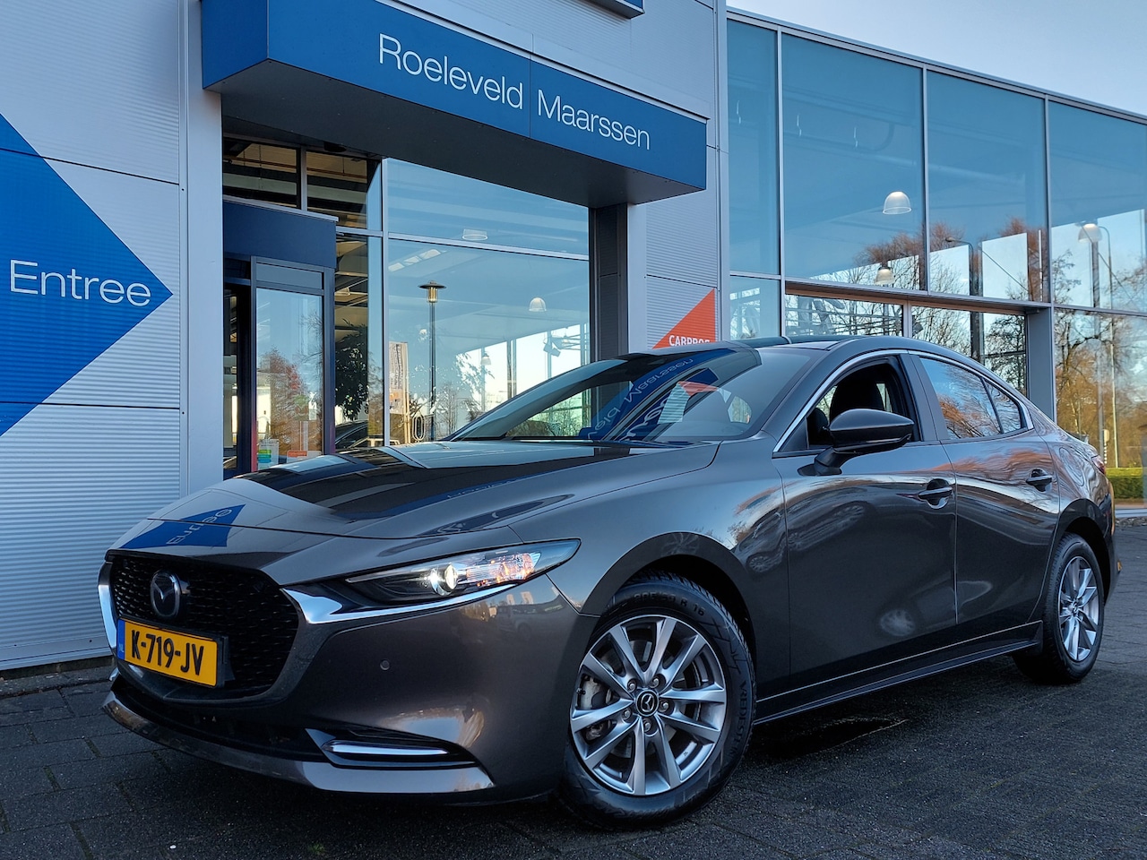 Mazda 3 - 2.0 e-SkyActiv-X M Hybrid 180pk Comfort | BOSE Sound | Navi + Apple Carplay | Adap. Cruise - AutoWereld.nl