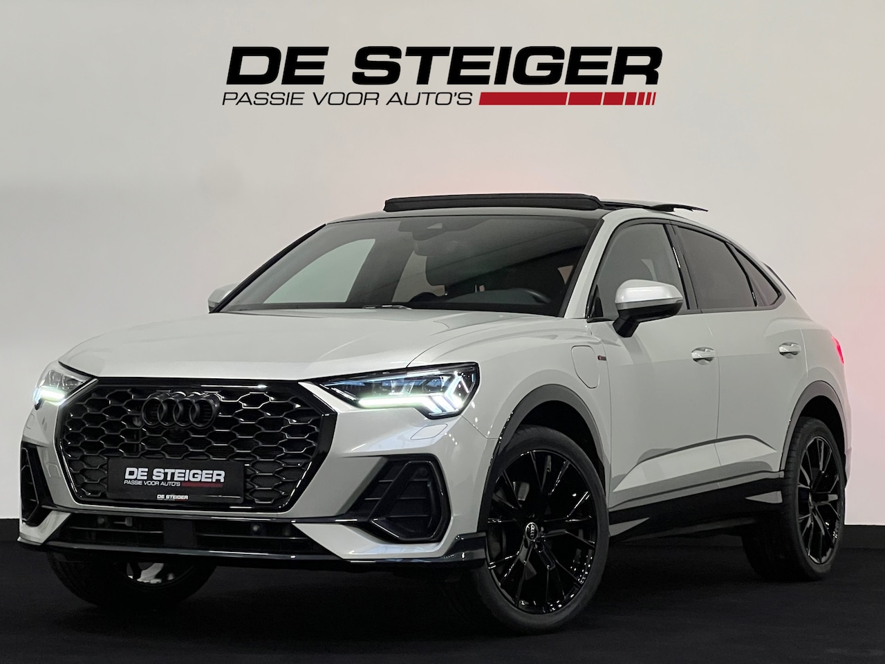 Audi Q3 Sportback - 45 TFSI e S-line ACC Pano Sfeer Keyless - AutoWereld.nl