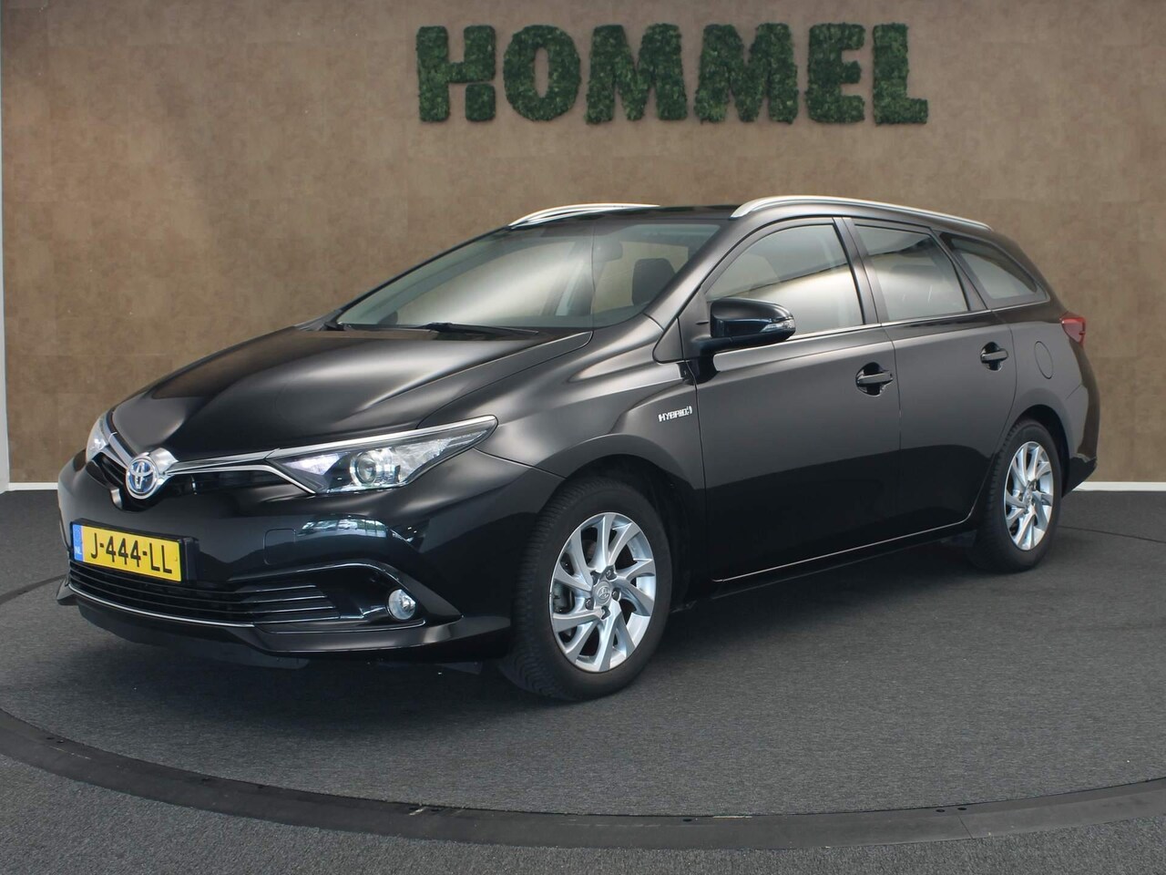 Toyota Auris - 1.8 Hybrid Trend - NAVIGATIESYSTEEM - CRUISE CONTROL - ACHTERUITRIJCAMERA - 16 INCH LICHT - AutoWereld.nl