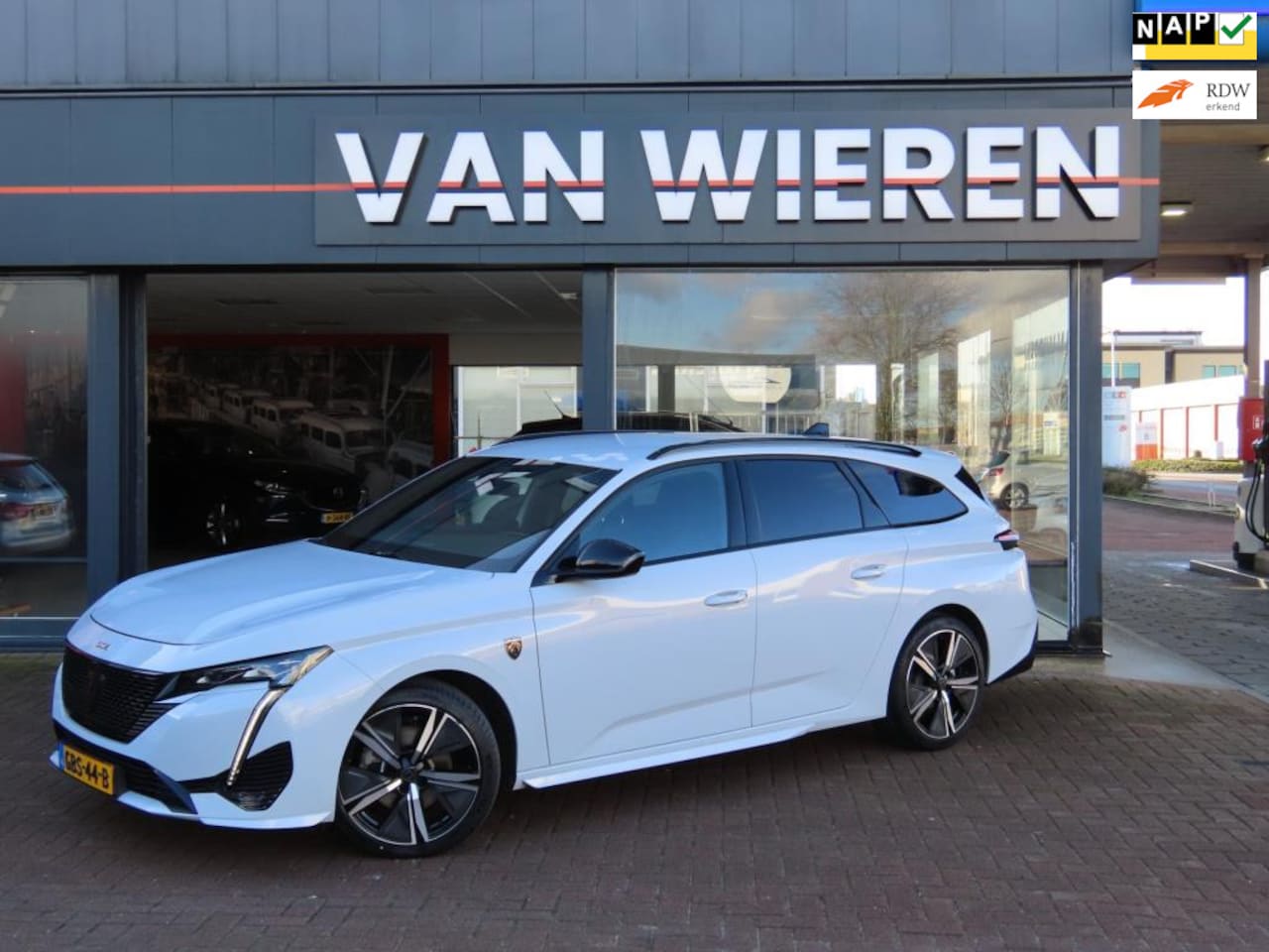 Peugeot 308 SW - 1.2 PureTech GT Aut. Navi Camera 18" Adap Cruise LED - AutoWereld.nl