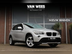 BMW X1 - sDrive18i E84 Executive | 2e eigenaar | NL auto | Trekhaak | Dakraam | PDC | 17 ich | Stoe