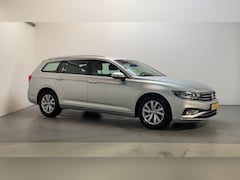 Volkswagen Passat Variant - 1.5 TSI 150pk DSG Comfort Business Navigatie Parkeersensoren DAB+