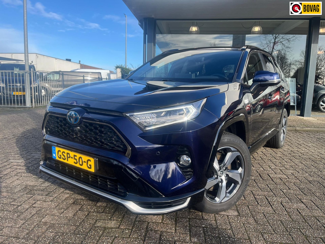 Toyota RAV4 - 2.5 Plug-in Hybrid AWD|Luxe|Leder|Camera Rondom|Schuifdak - AutoWereld.nl