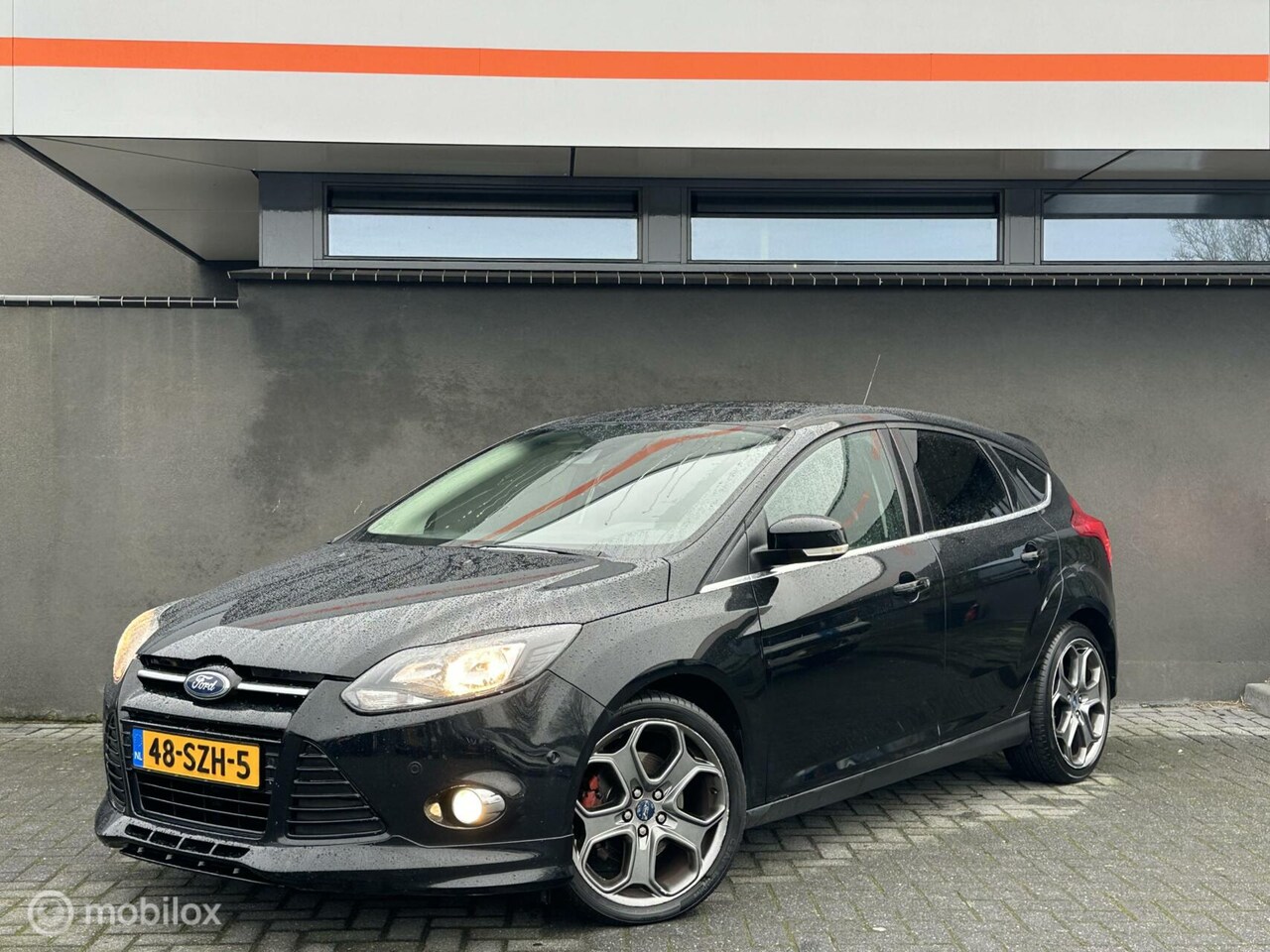 Ford Focus - 1.6 EcoBoost Titanium / ST uitgevoerd / Top onder - AutoWereld.nl