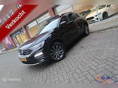 Volkswagen T-Roc - 1.5 TSI Pano/Navi/Airco/Carplay/Automaat