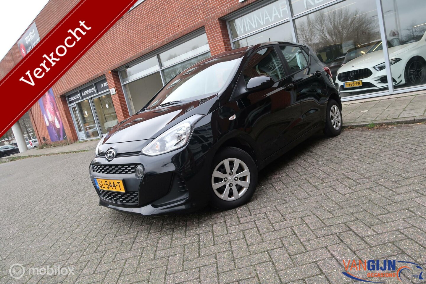 Hyundai i10 - 1.0i Comfort Navi Airco - AutoWereld.nl