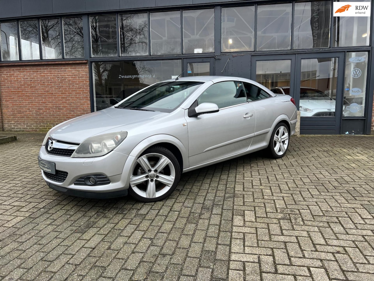 Opel Astra TwinTop - 1.6 Enjoy 1.6 Enjoy, Airco, Dak werkt niet - AutoWereld.nl