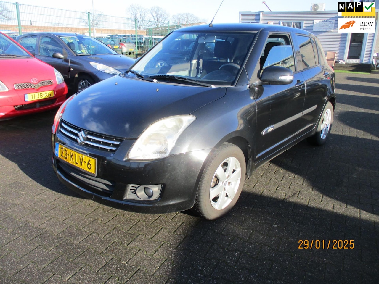 Suzuki Swift - Suzuki Swift 1.3 Limited-5 DRS-AIRCO - AutoWereld.nl