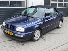 Volkswagen Golf Cabriolet - 1.8 Avantgarde Pink Floyd