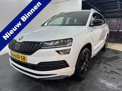 Skoda Karoq - 1.5 TSI ACT Sportline Business Wegklapbare trekhaak - Adaptieve cruise control - Premium a