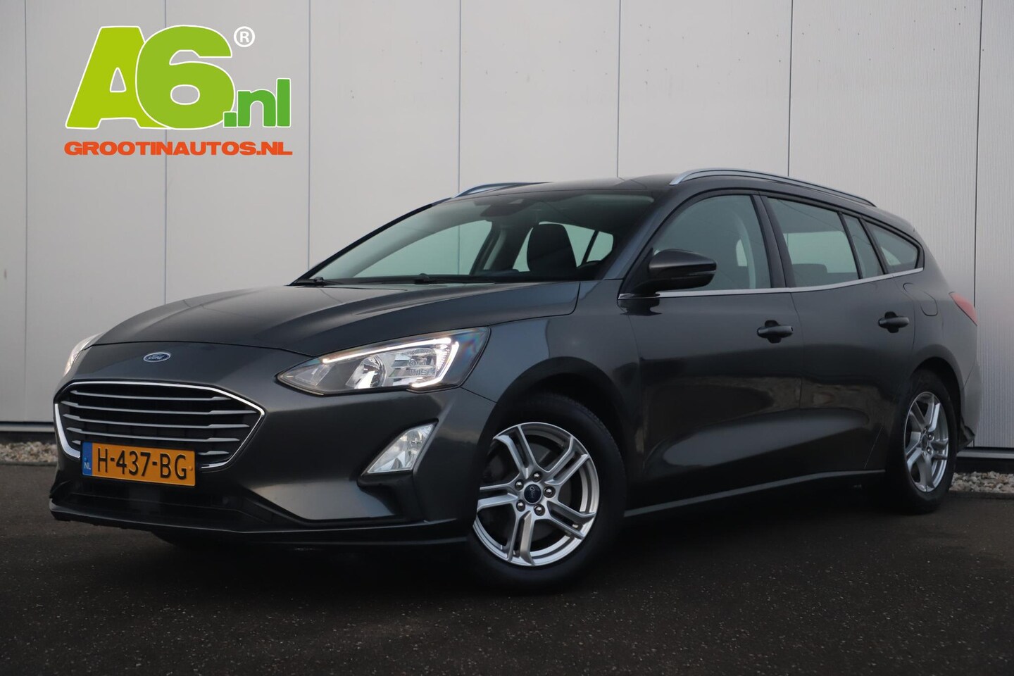 Ford Focus Wagon - 1.0 EcoBoost Trend Edition Business Trekhaak Navigatie 16 inch LMV Carplay Airco Cruise Pa - AutoWereld.nl