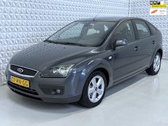 Ford Focus - 2.0-16V Futura Airco Cruise Sportvelgen (2005)