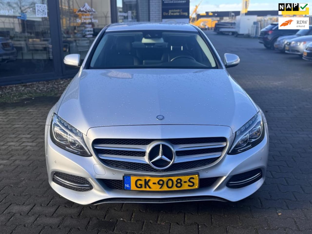 Mercedes-Benz C-klasse - 180 Automaat, leer, sensoren - AutoWereld.nl