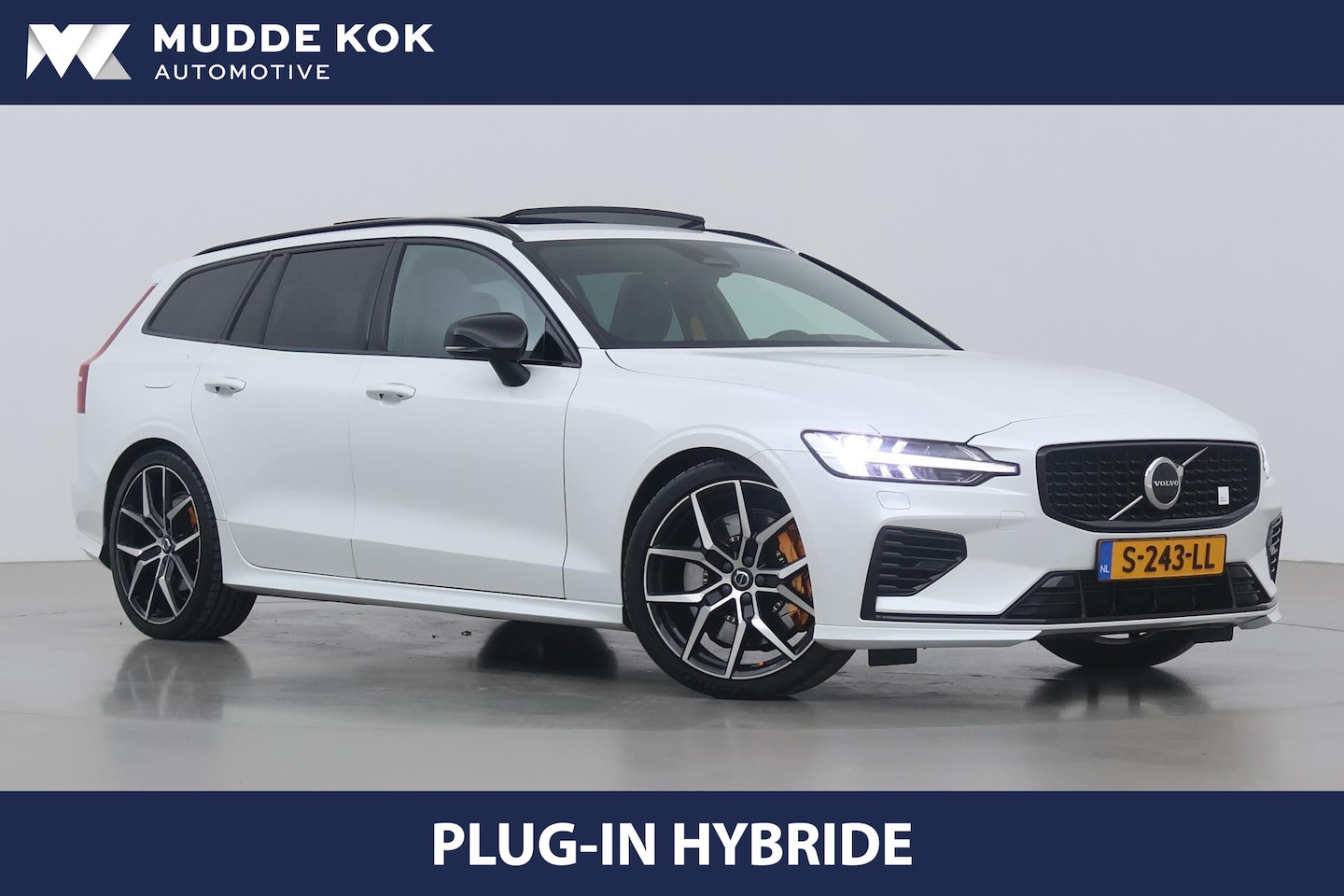 Volvo V60 - T8 Plug-in hybrid Polestar Engineered | Bowers&Wilkins | Head-Up | ACC | Panoramadak | BLI - AutoWereld.nl