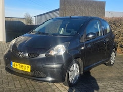 Toyota Aygo - 1.0-12V +