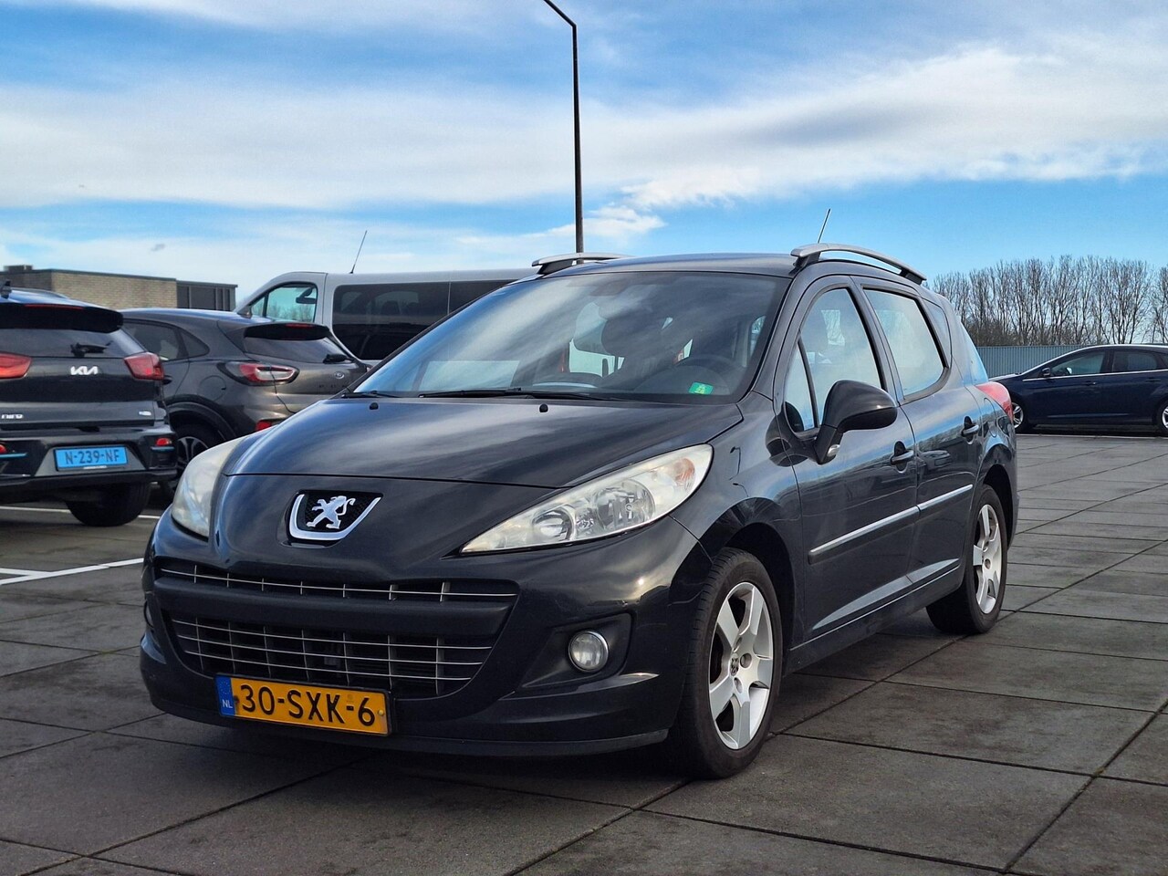 Peugeot 207 SW - €3250,-1.6 VTi Blue Exe Apk 2026 Nap Trekhaak - AutoWereld.nl