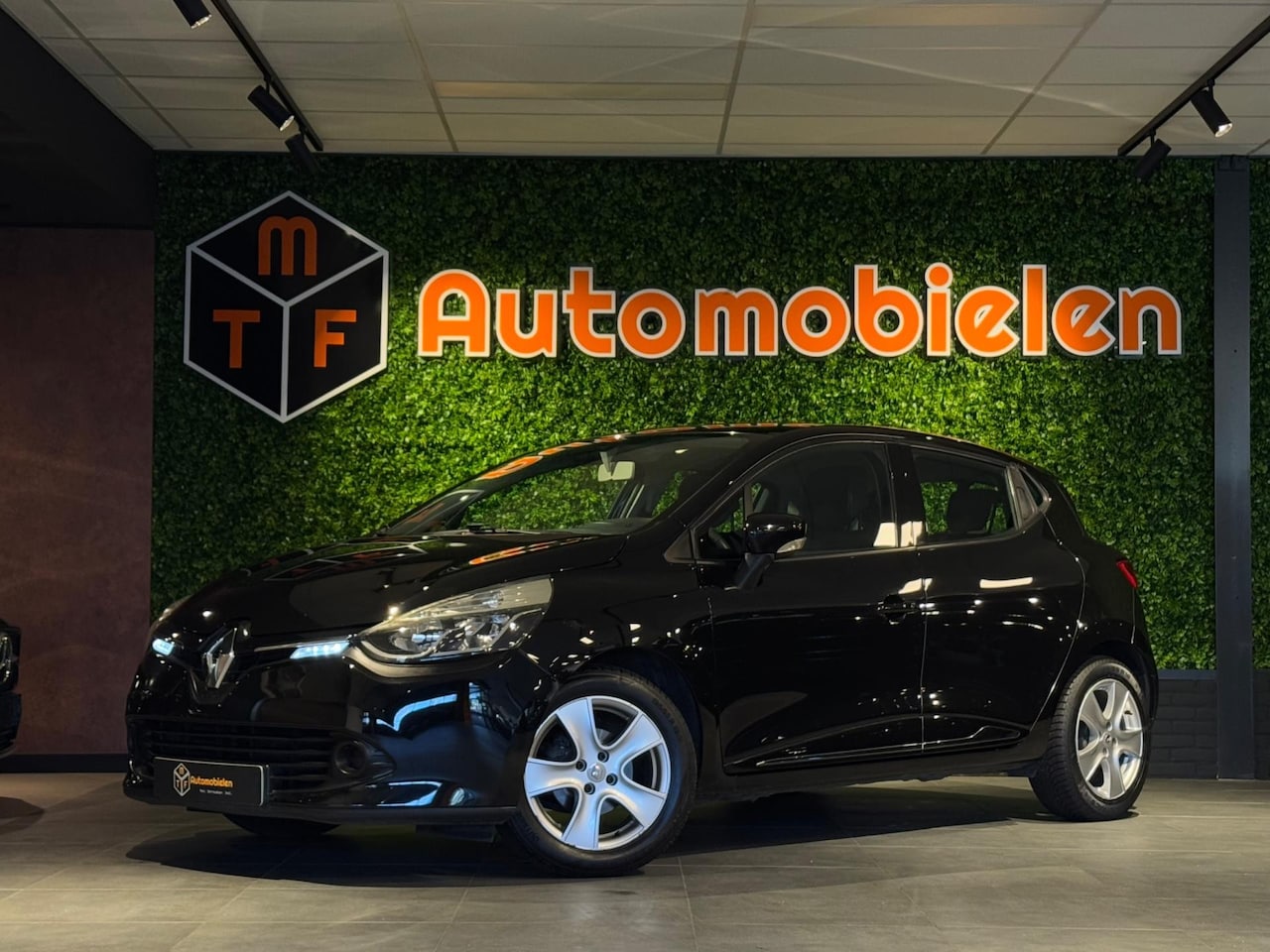 Renault Clio - 1.2 Dynamique|NAVI|BLUETOOTH|LED|GARANTIE|CRUISE - AutoWereld.nl