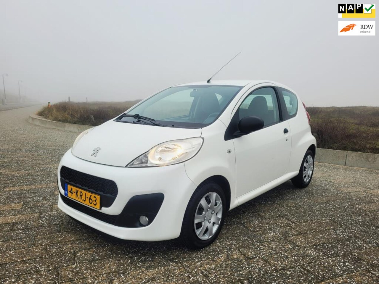 Peugeot 107 - 1.0 Access Accent / Airco / APK / - AutoWereld.nl