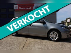 Peugeot 308 SW - 1.2 PureTech Allure airco, cruise control, boekjes, led-dag rijlicht, navigatie, trekhaak,