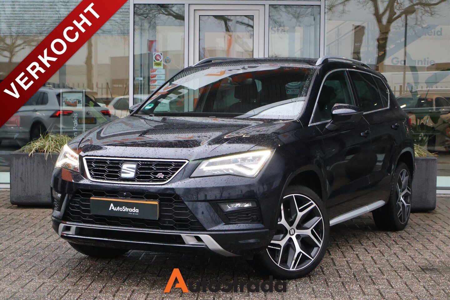 Seat Ateca - 1.5 EcoTSI FR Business Intense 150pk DSG I Carplay I LED I Camera I Navi I Climate - AutoWereld.nl