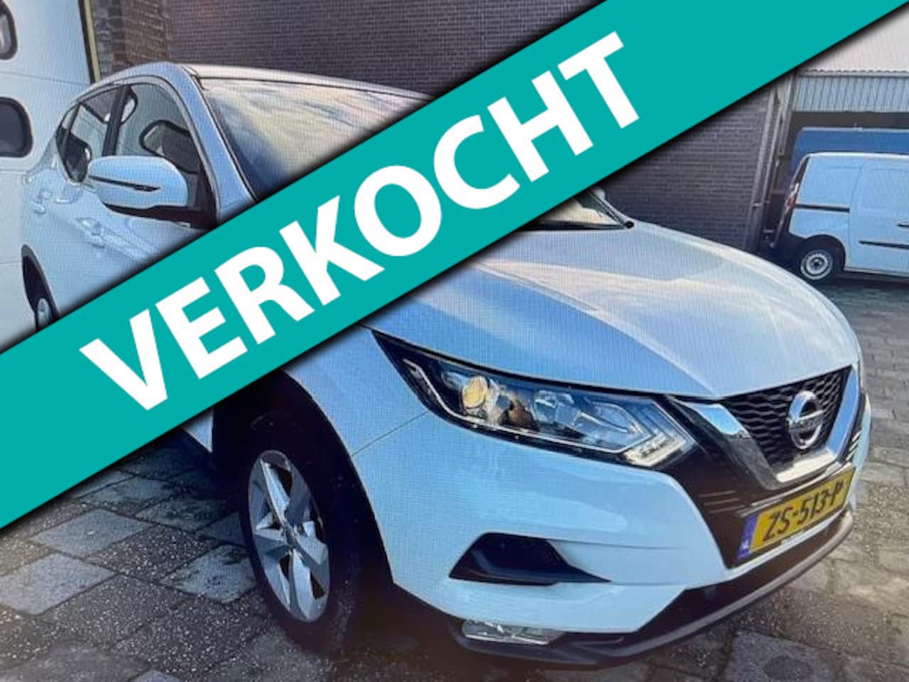 Nissan Qashqai - 1.3 DIG-T 160pk AUTOMAAT *camera - clima - navi Apple/Android CarPlay** - AutoWereld.nl