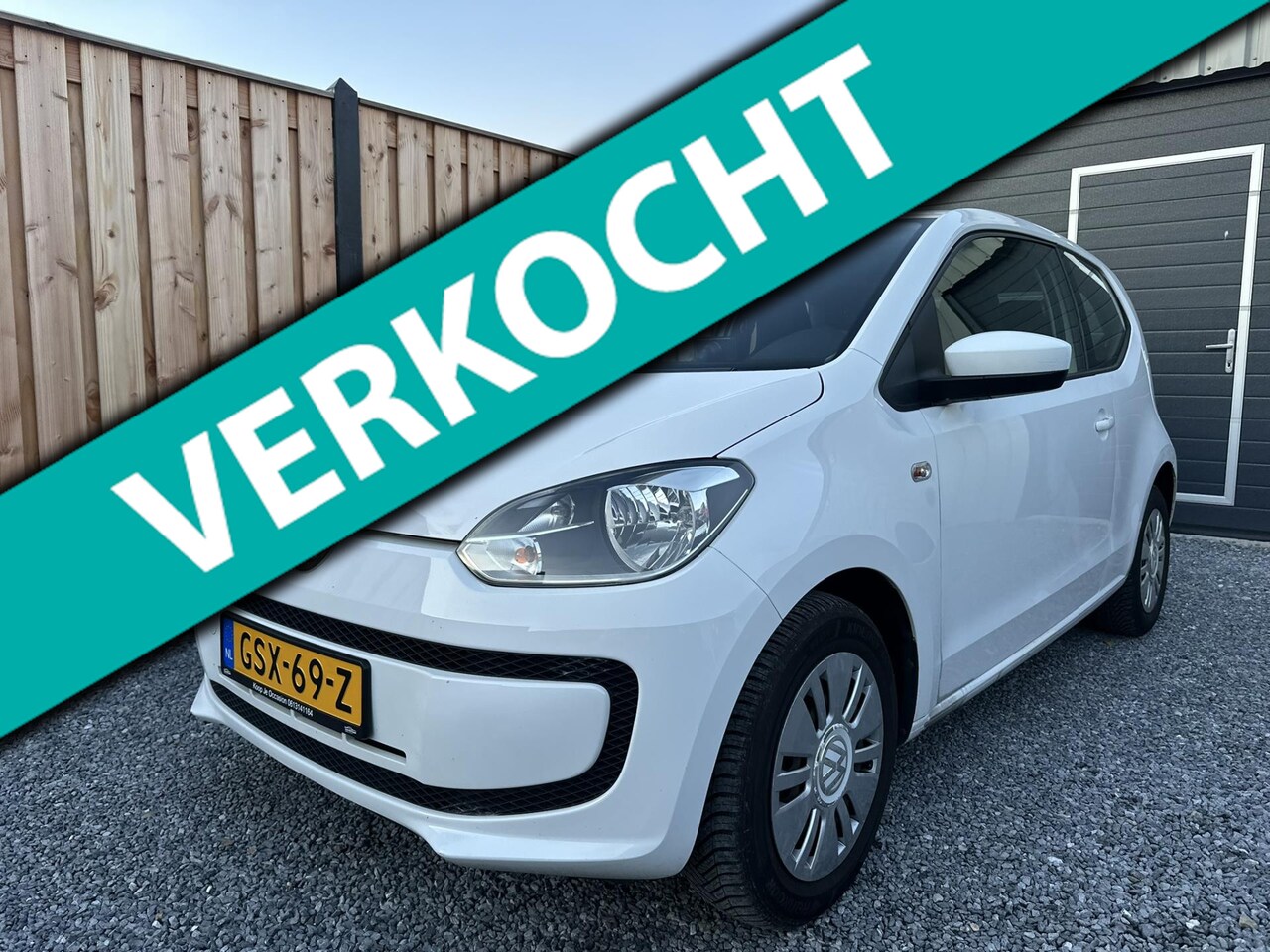 Volkswagen Up! - 1.0 high up! Navi | Airco | PDC |APK - AutoWereld.nl