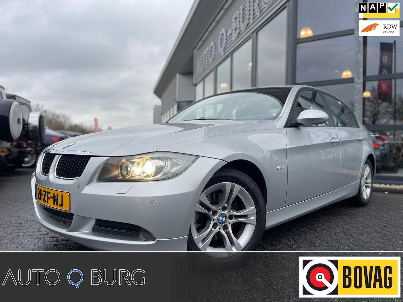 BMW 3-serie - 318i Business Line | 45D KM NAP! | Climate | Navi | Airco | LMV | PDC | Nieuwstaat! | - AutoWereld.nl