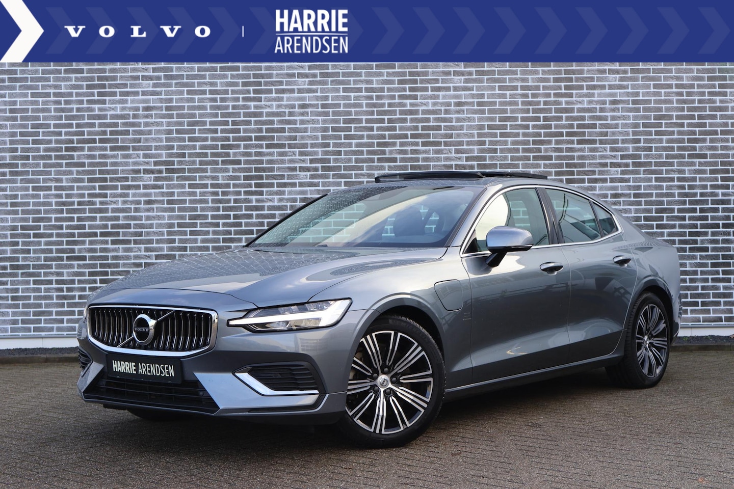 Volvo S60 - 2.0 Recharge T6 AWD Inscription | Trekhaak | Harman/Kardon | Schuif/kanteldak | Achteruitr - AutoWereld.nl