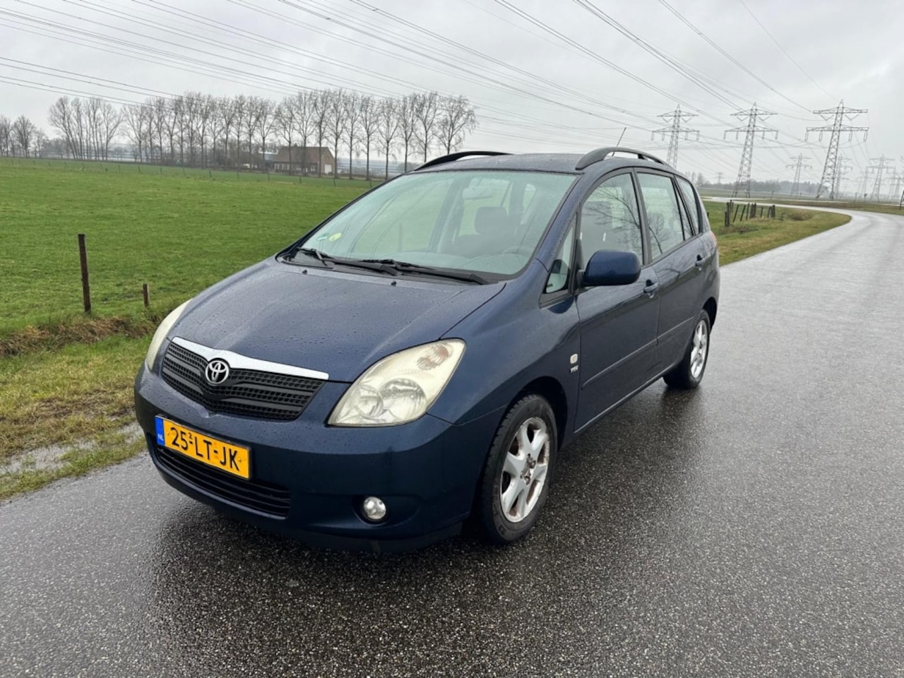 Toyota Corolla Verso - 1.6 VVT-i Linea Luna AIRCO ! - AutoWereld.nl