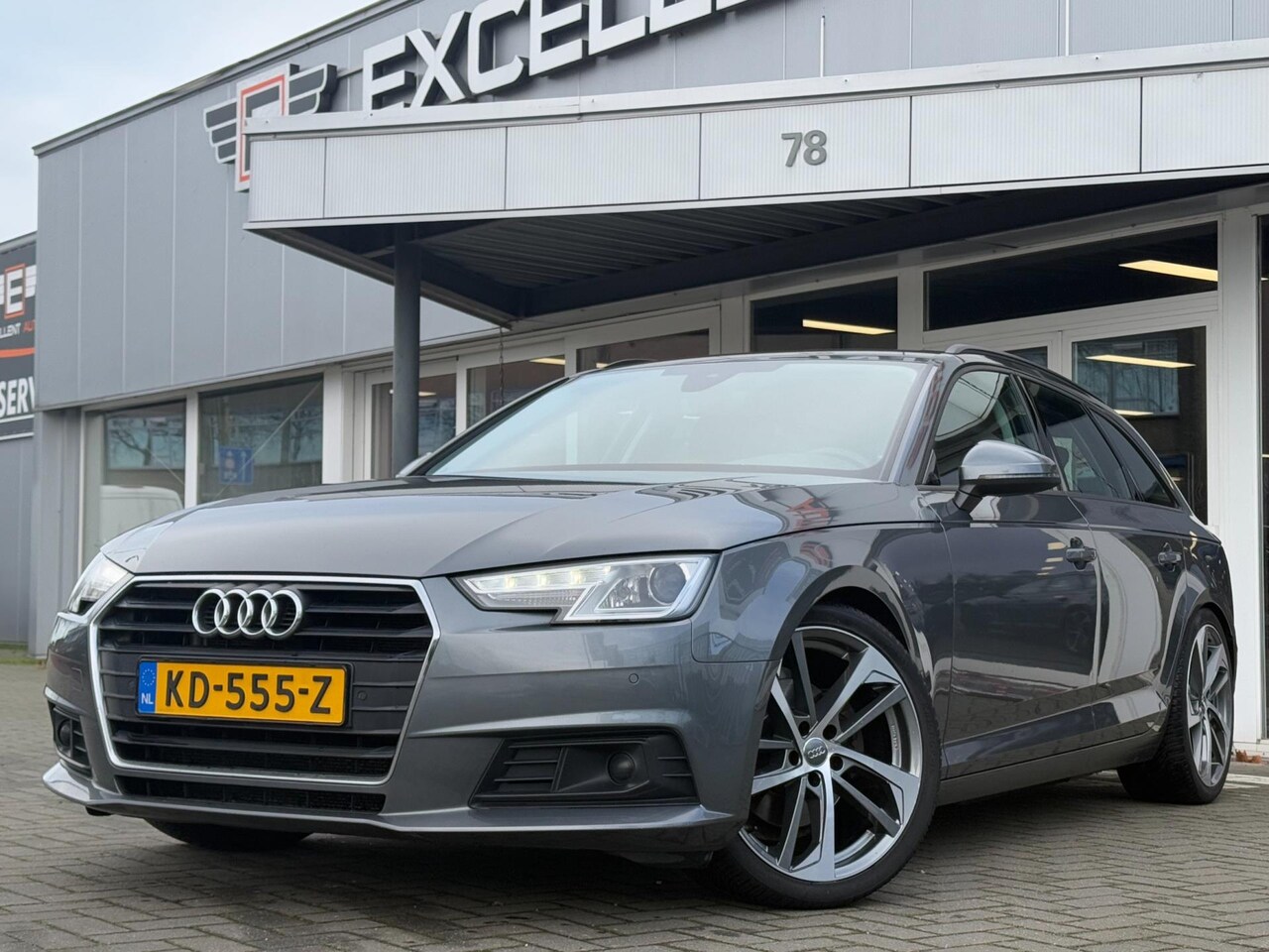 Audi A4 Avant - 2.0 TDI Pro Line Automaat - Navigatie - AutoWereld.nl