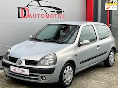 Renault Clio - 1.4-16V Privilège AUTOMAAT/BLUETOOTH/ELEK-PAKKET