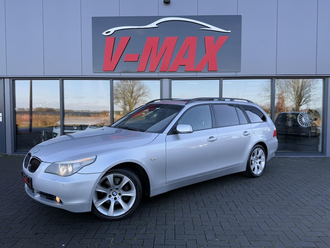 BMW 5-serie Touring - 530i AUT Executive Pano Leer Xenon Stoelvw Trekh - AutoWereld.nl