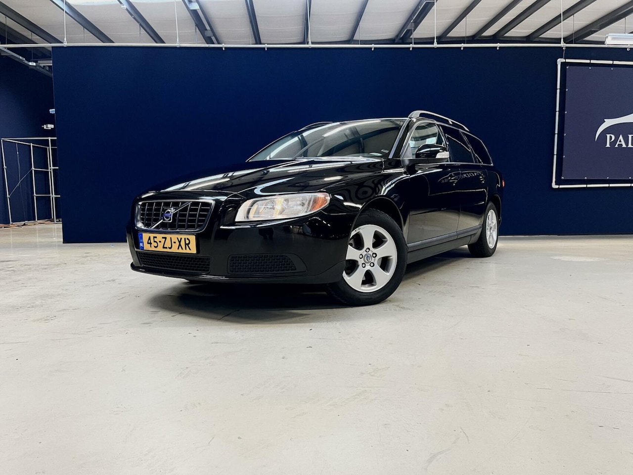 Volvo V70 - 2.0 2.0 - AutoWereld.nl