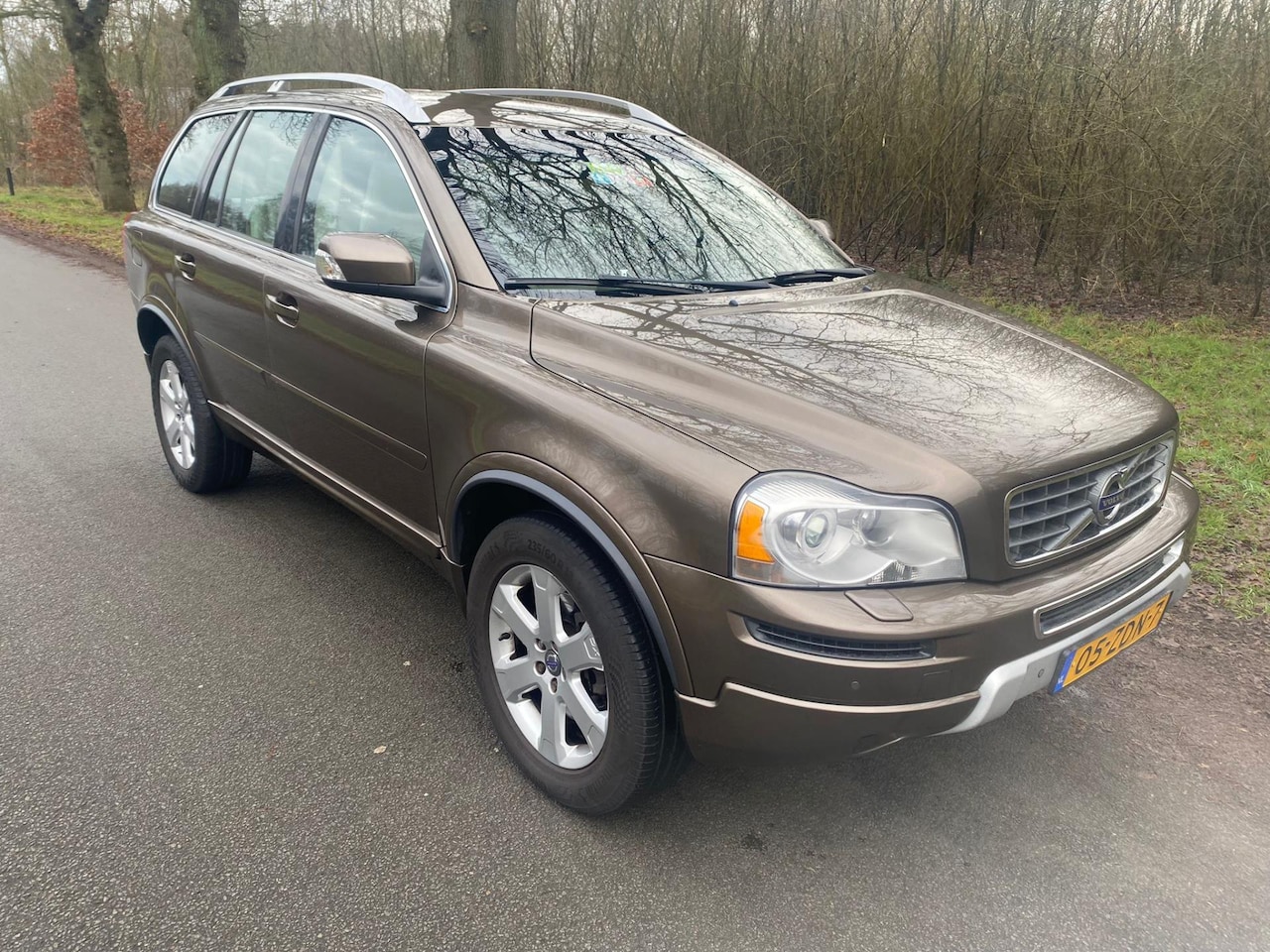 Volvo XC90 - 2.4 D5 Limited Edition 2.4 D5 Limited Edition - AutoWereld.nl