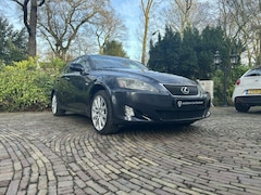 Lexus IS - 220d Business