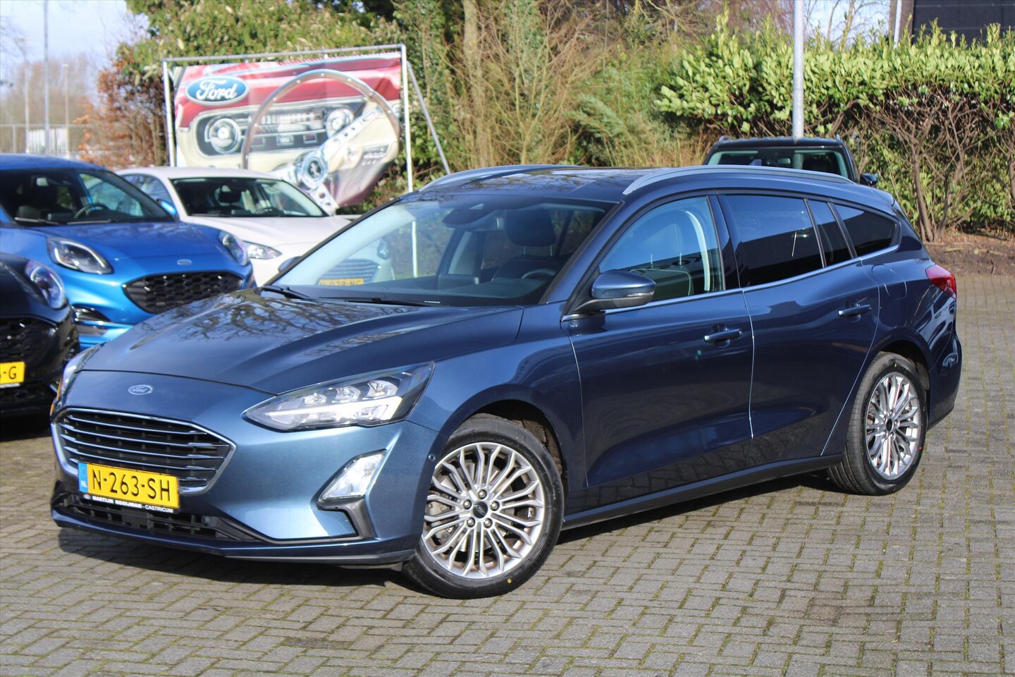 Ford Focus Wagon - 1.0 EcoBoost 125pk Titanium Business Wagon, Winterpack - AutoWereld.nl