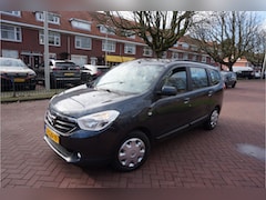 Dacia Lodgy - 1.2 TCe Lauréate 7p. LET OP MOTOR NIET GOED...... 7 PERSOONS