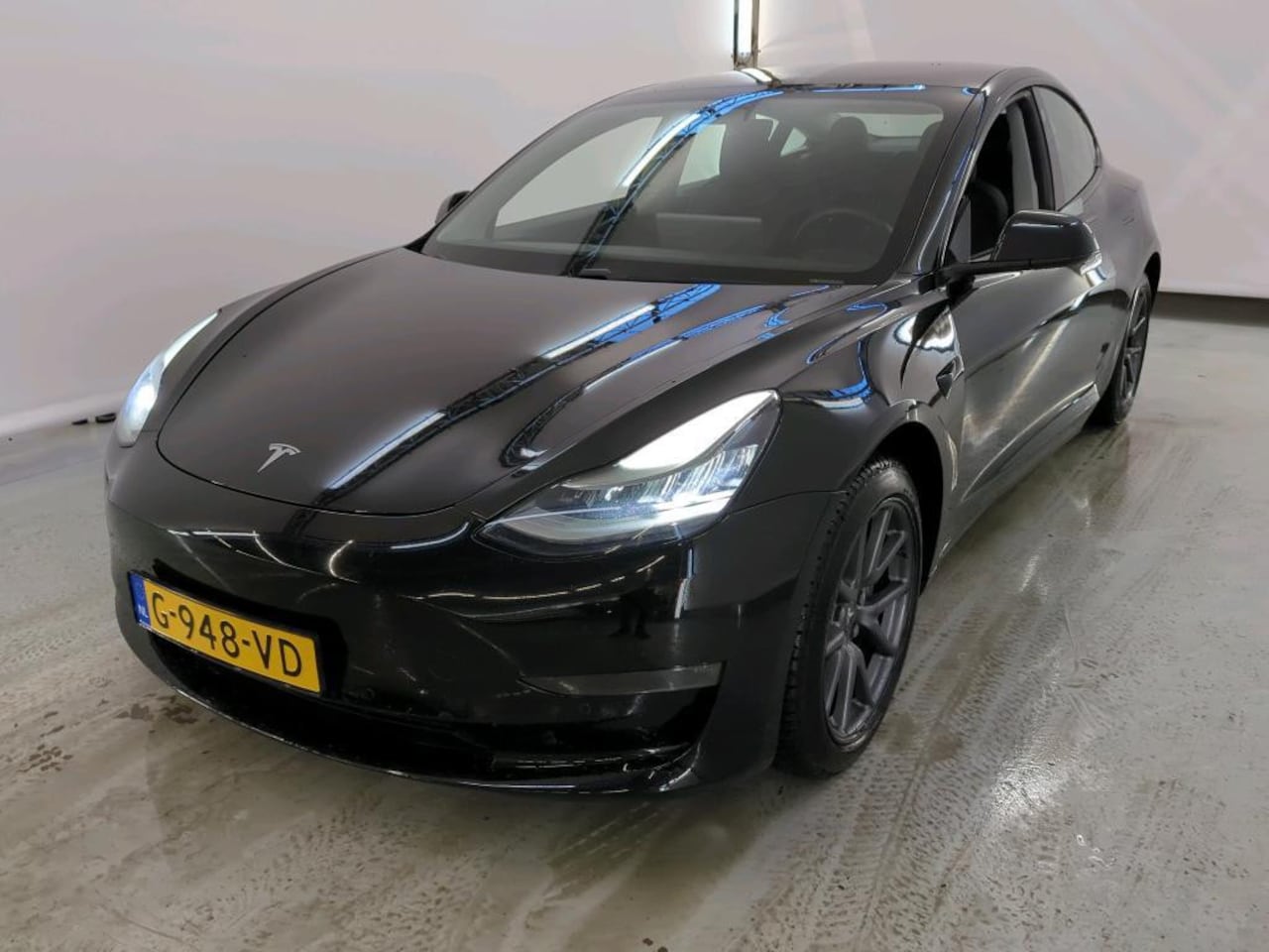 Tesla Model 3 - Long Range RWD Long Range AWD 75 kWh 84% SOH Dual Motor - AutoWereld.nl