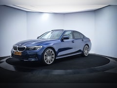 BMW 3-serie - 320iA SPORT-LINE Edition SCHUIFDAK/19INCH/SPORT.ST/HALF.LEDER/LED.KOPL