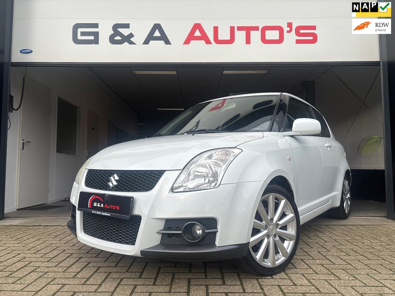 Suzuki Swift - 1.6 Sport / AIRCO / KEYLESS / STOELVERW. / NW APK - AutoWereld.nl