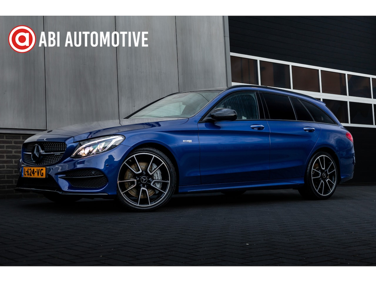 Mercedes-Benz C-klasse Estate - AMG 43 4MATIC 368 pk AMG-Sportpakket / Pano-Dak/ Burmester/ Night-Pakket/ Camera/ Leder/ S - AutoWereld.nl