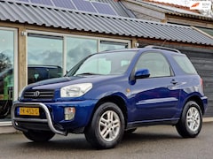 Toyota RAV4 - 1.8-16V VVT-i Luna (Trekhaak / Airco / Navigatie / Bluetooth)