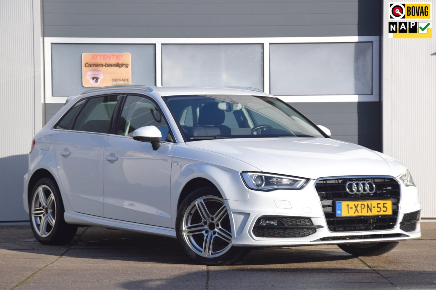 Audi A3 Sportback - 1.4 TFSI Attraction g-tron - AutoWereld.nl