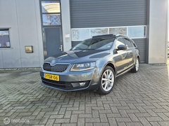 Skoda Octavia Combi - 1.2 TSI Greentech Elegance Businessline BOMVOL