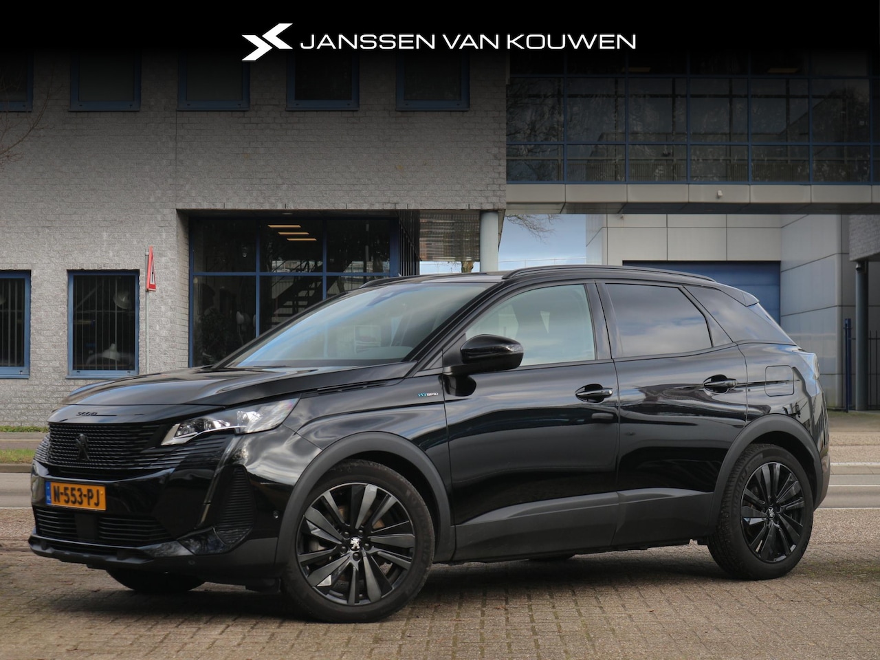 Peugeot 3008 - GT 1.6 HYbrid 225 pk / Black Pack / Schuif-/kanteldak / Massagestoelen - AutoWereld.nl