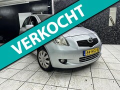 Toyota Yaris - 1.3 VVTi Sol