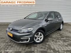 Volkswagen e-Golf - e-Golf | Cruise | Navi | LED |