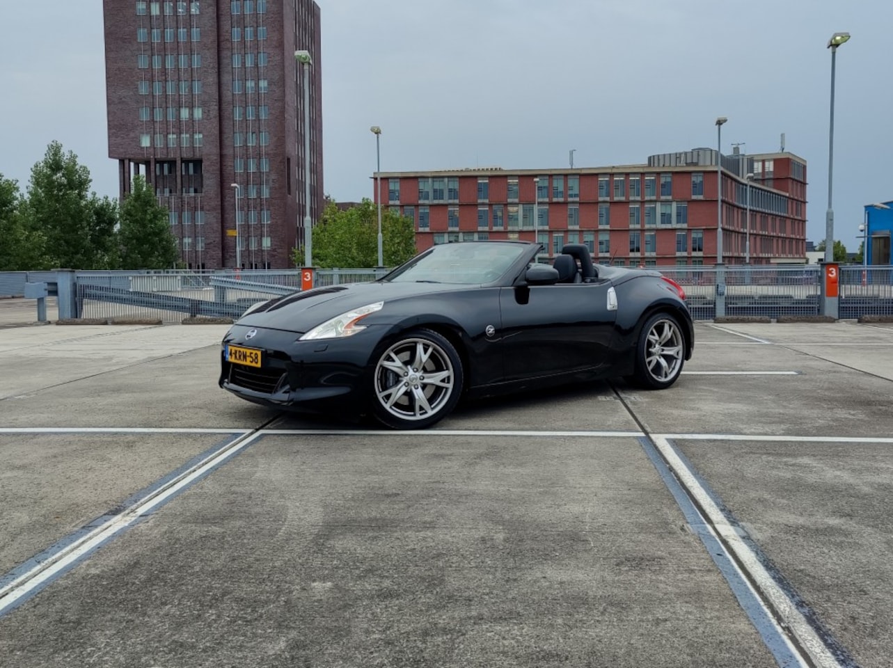 Nissan 370Z Roadster - 3.7 V6 Pack Roadster - AutoWereld.nl