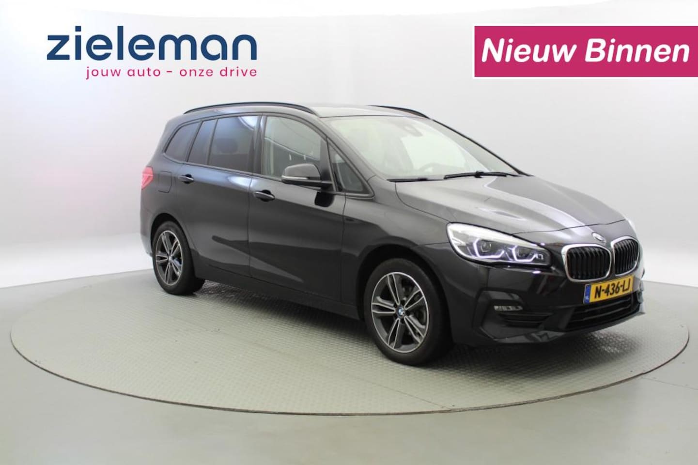 BMW 2-serie Gran Tourer - 218i Business Sport Edition 7 Persoons - AutoWereld.nl