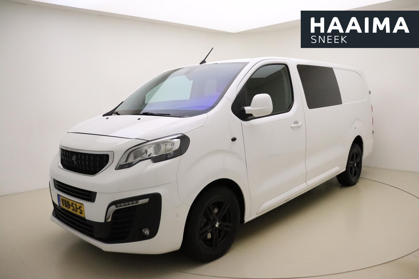 Peugeot Expert - 231L 2.0 BlueHDI 120 DC Premium | 5 zits | Achteruitrijcamera | Trekhaak | Airco | Navigat - AutoWereld.nl